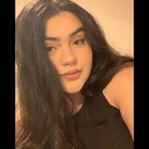 Meet your Posher, Daniela